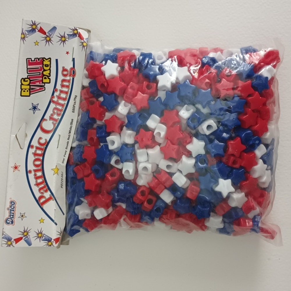 2/$20 Star Beads Plastic 680pc Red White And Blue Darice 652695373022 #0726-66J